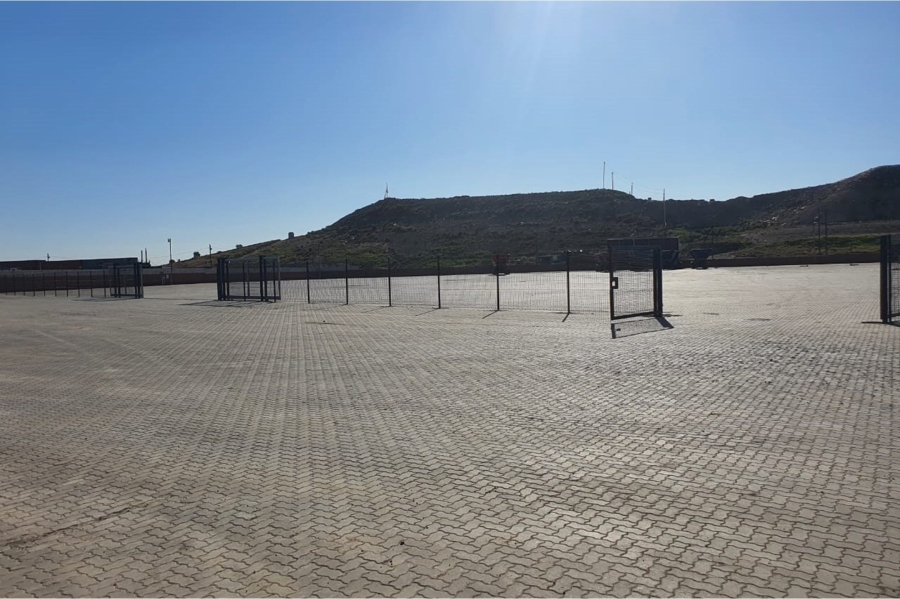 To Let commercial Property for Rent in Markman Industrial Eastern Cape